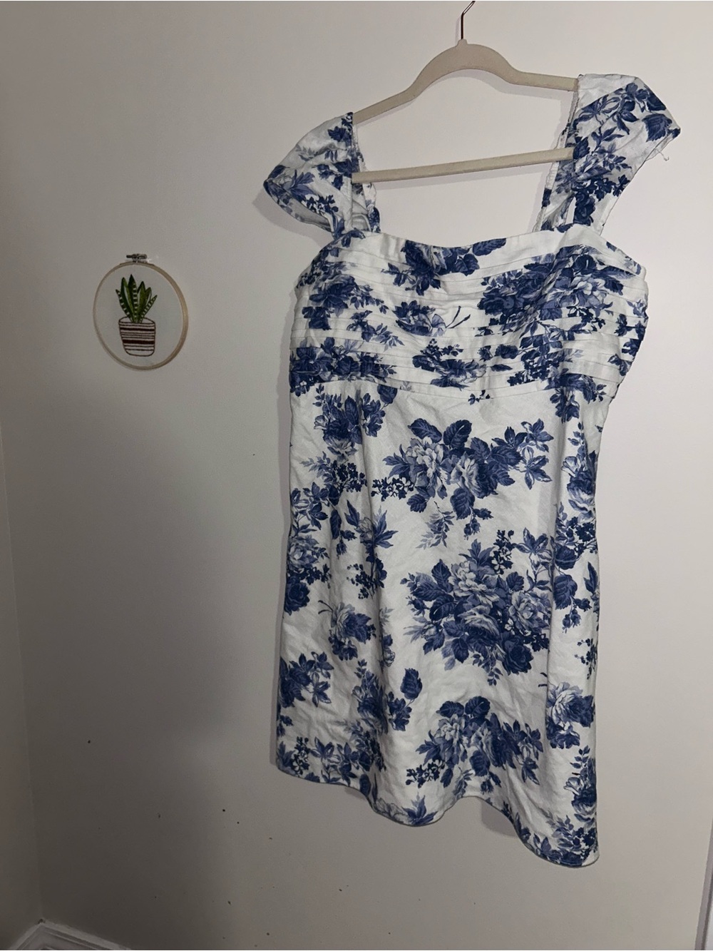 Abercrombie & Fitch White Mini Dress with Blue Floral Print